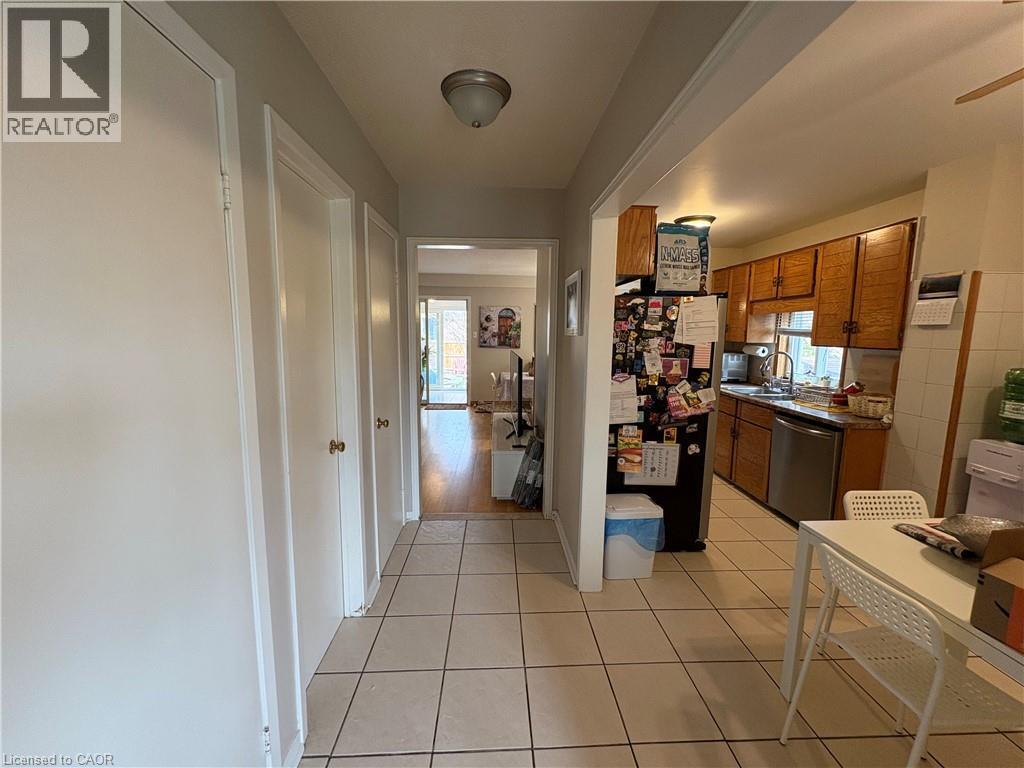 4313 Lee Drive, Mississauga, Ontario  L4W 4A9 - Photo 5 - 40822032