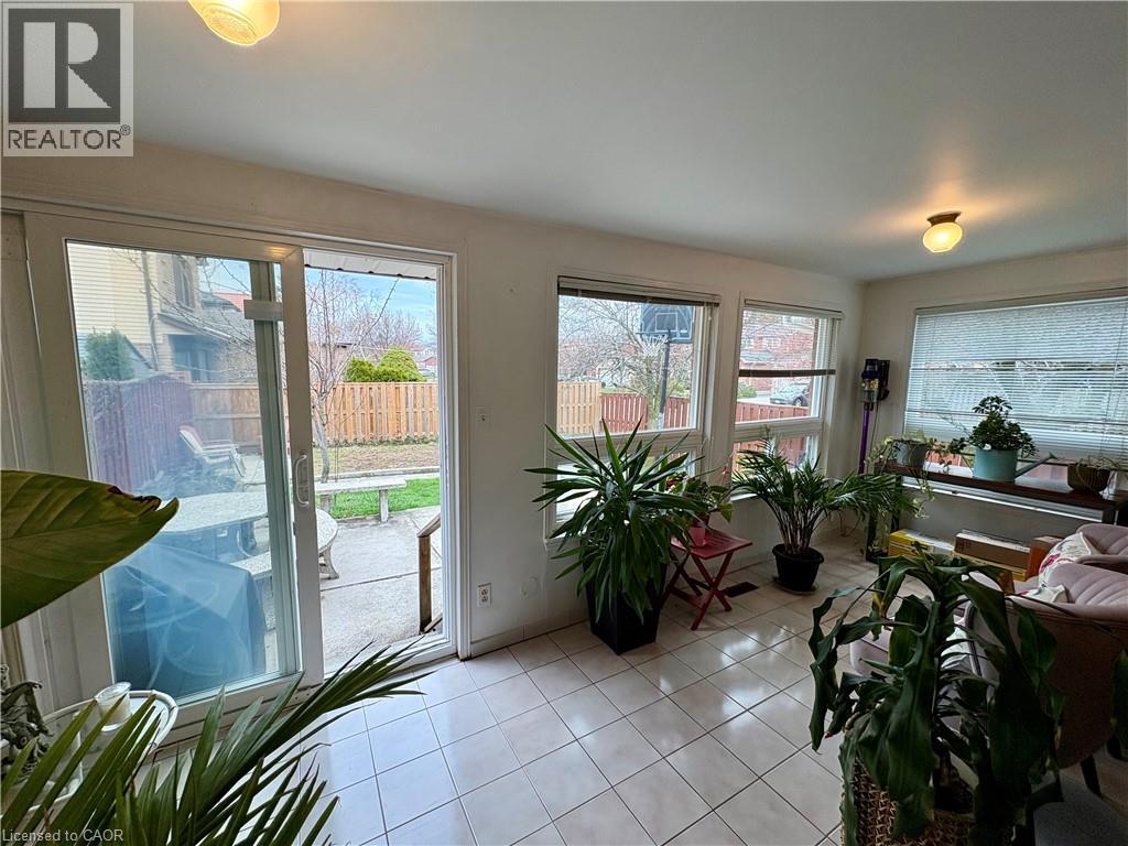 4313 Lee Drive, Mississauga, Ontario  L4W 4A9 - Photo 9 - 40822032