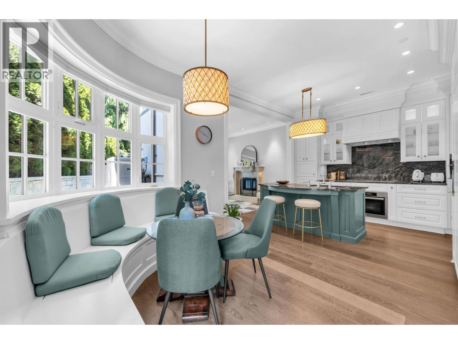 4348 Erwin Drive, West Vancouver, British Columbia  V7V 1H6 - Photo 8 - R3108012