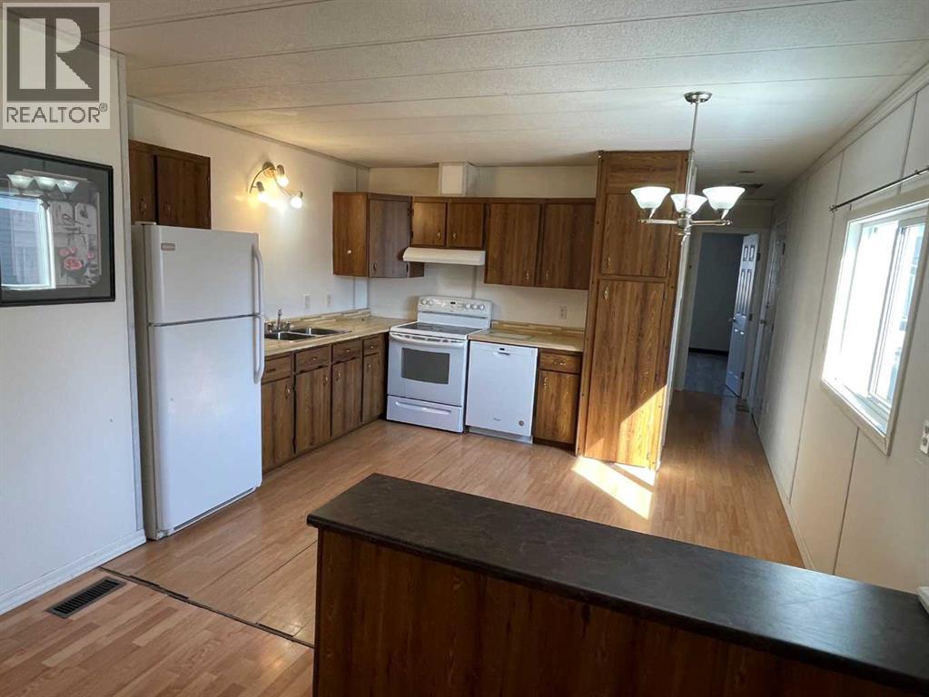 161 Rivervalley Estates, Whitecourt, Alberta  T7S 1K2 - Photo 3 - A2303003