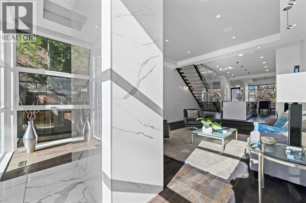 2115 Bowness Road NW, Calgary, Alberta  T2N 3L2 - Photo 17 - A2279752