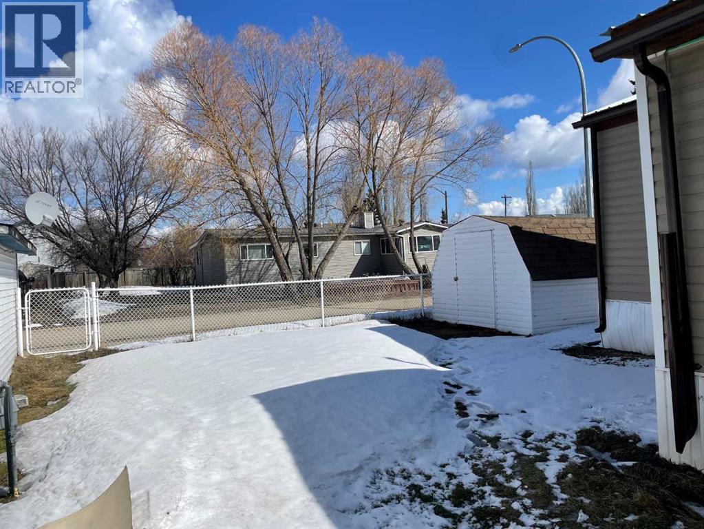 161 Rivervalley Estates, Whitecourt, Alberta  T7S 1K2 - Photo 13 - A2303003