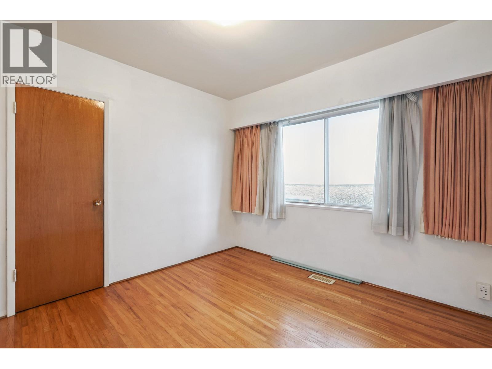 2894 Mcgill Street, Vancouver, British Columbia  V5K 1H6 - Photo 11 - R3108877