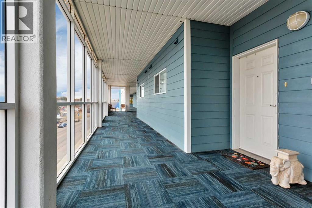 405, 5100 Lakeshore Drive, Sylvan Lake, Alberta  T4S 2L7 - Photo 2 - A2302584