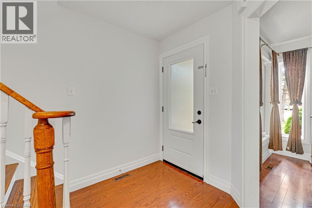 1471 Pickwick Drive, Mississauga, Ontario  L5V 1V7 - Photo 5 - 40822565