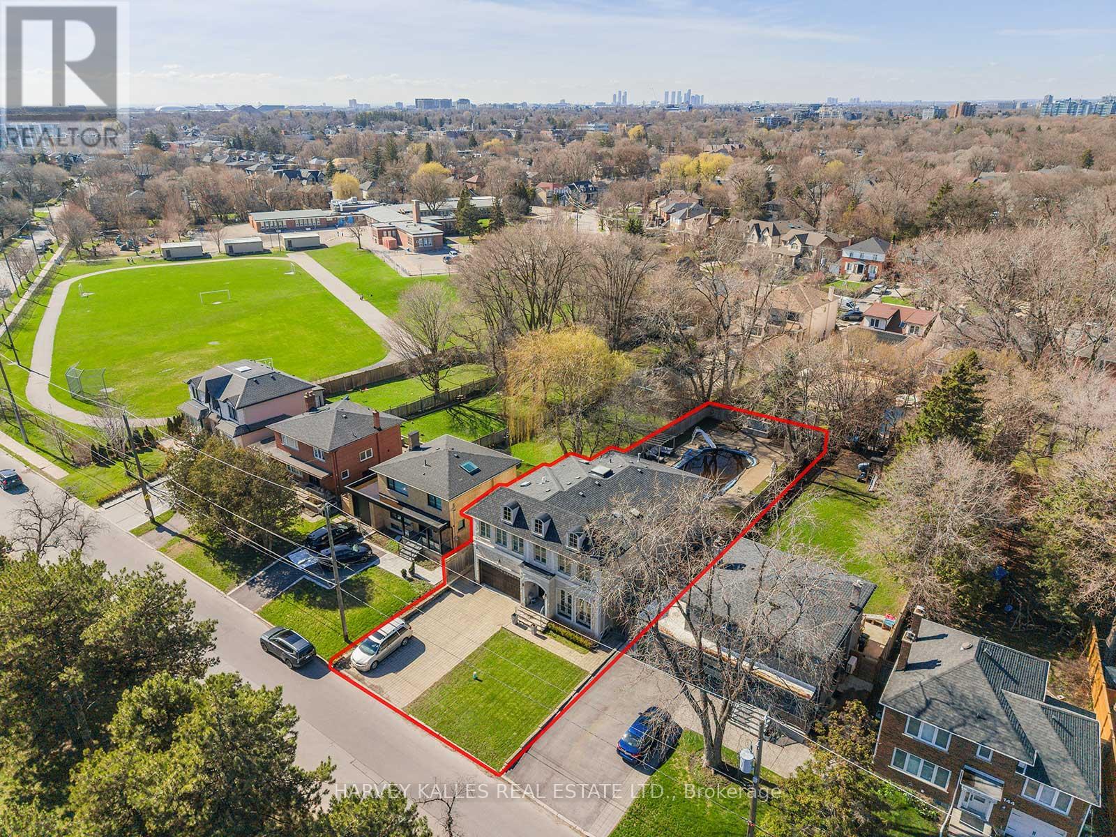 148 Delhi Avenue, Toronto, Ontario  M3H 1A6 - Photo 27 - C13021308