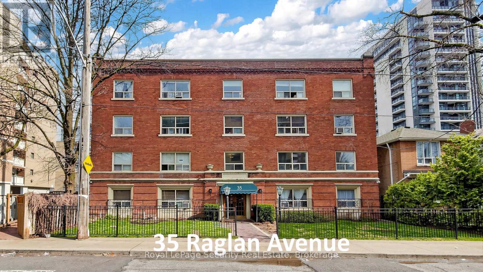 #208 - 35 RAGLAN AVENUE, Toronto, Ontario