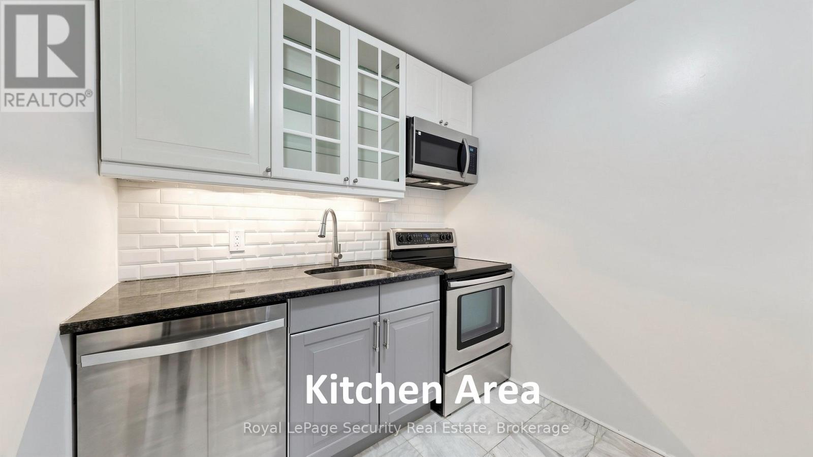 #208 - 35 Raglan Avenue, Toronto, Ontario  M6C 2K7 - Photo 18 - C13021354