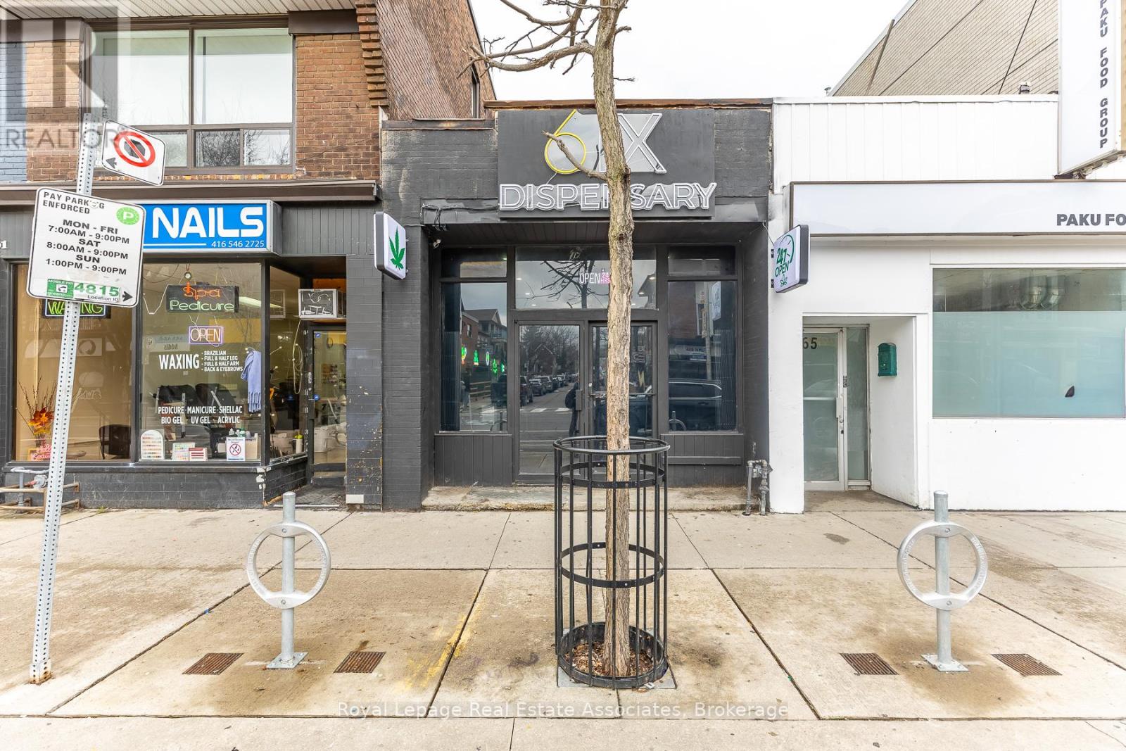 863 BLOOR STREET W, Toronto, Ontario