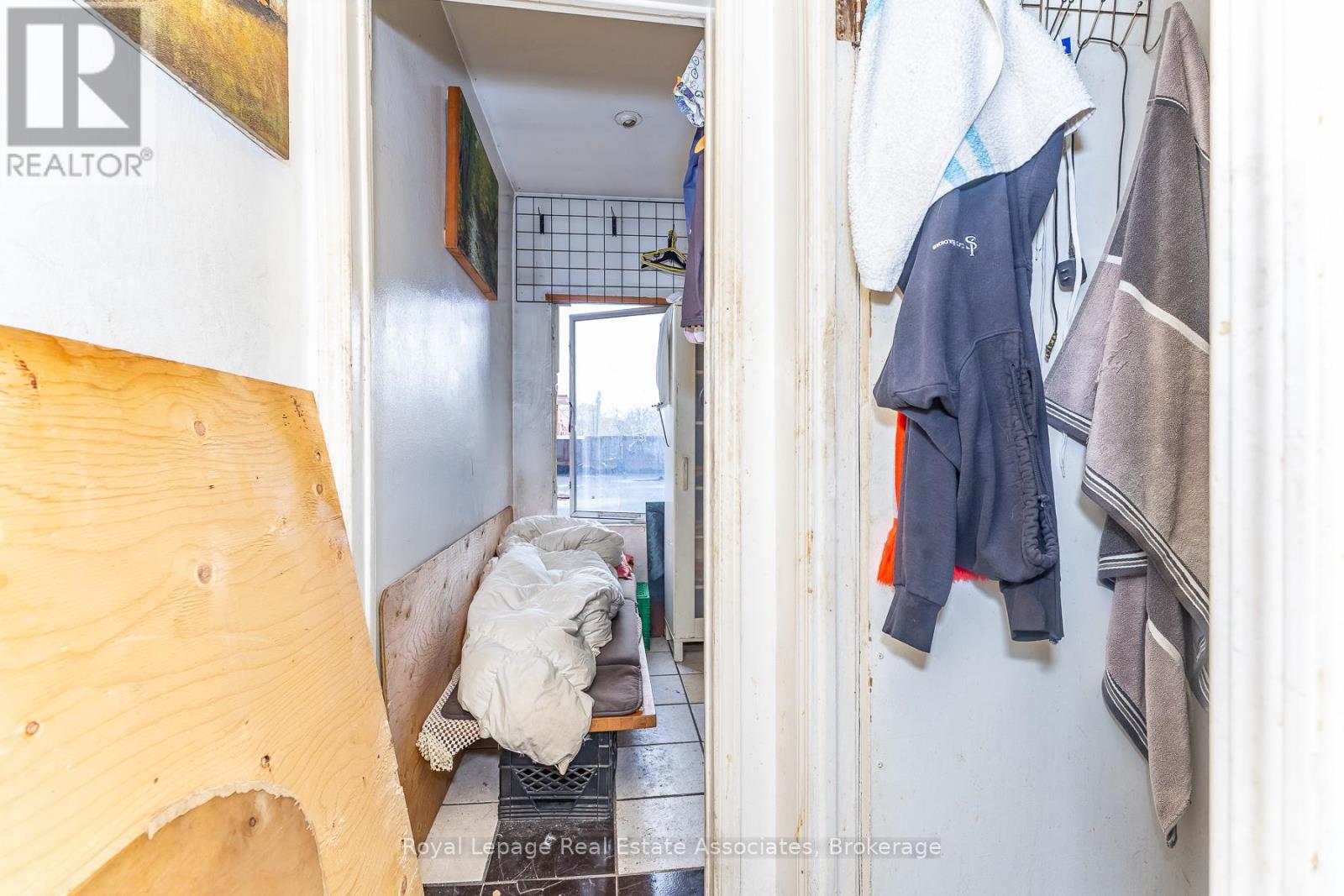 863 Bloor Street W, Toronto, Ontario  M6G 1M4 - Photo 16 - C13021362