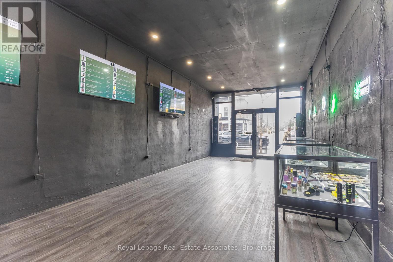 863 Bloor Street W, Toronto, Ontario  M6G 1M4 - Photo 6 - C13021362