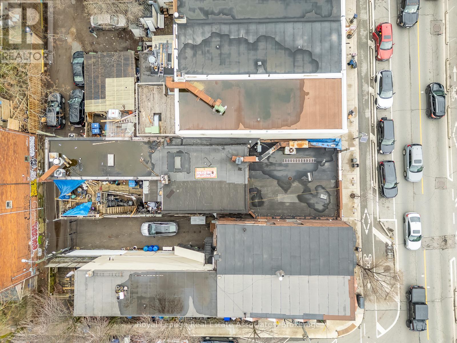 863 Bloor Street W, Toronto, Ontario  M6G 1M4 - Photo 8 - C13021362