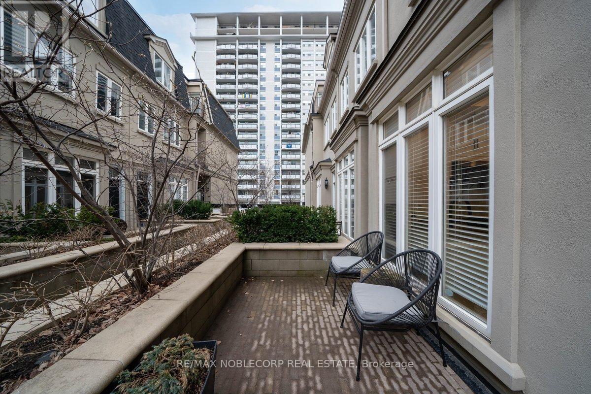 6 Luscombe Lane, Toronto, Ontario  M4Y 3B5 - Photo 10 - C13021398