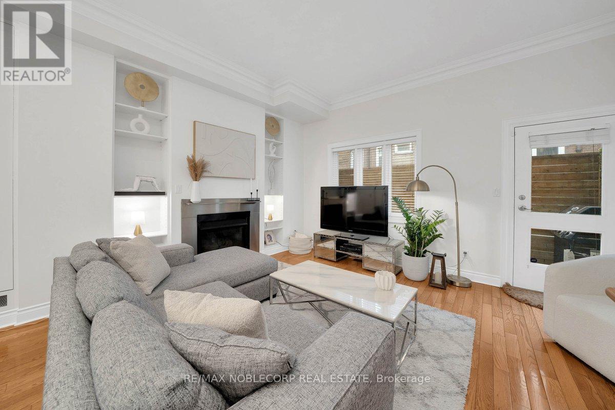 6 Luscombe Lane, Toronto, Ontario  M4Y 3B5 - Photo 20 - C13021398