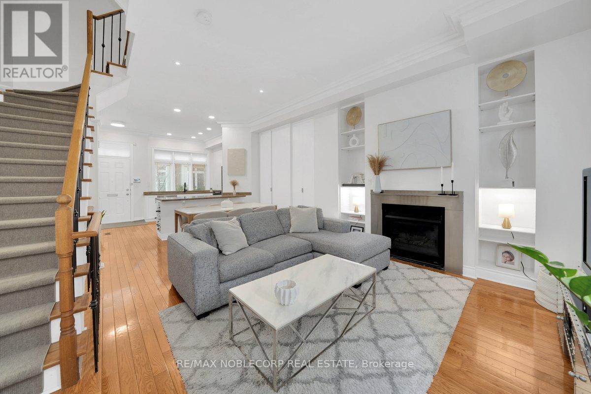 6 Luscombe Lane, Toronto, Ontario  M4Y 3B5 - Photo 21 - C13021398