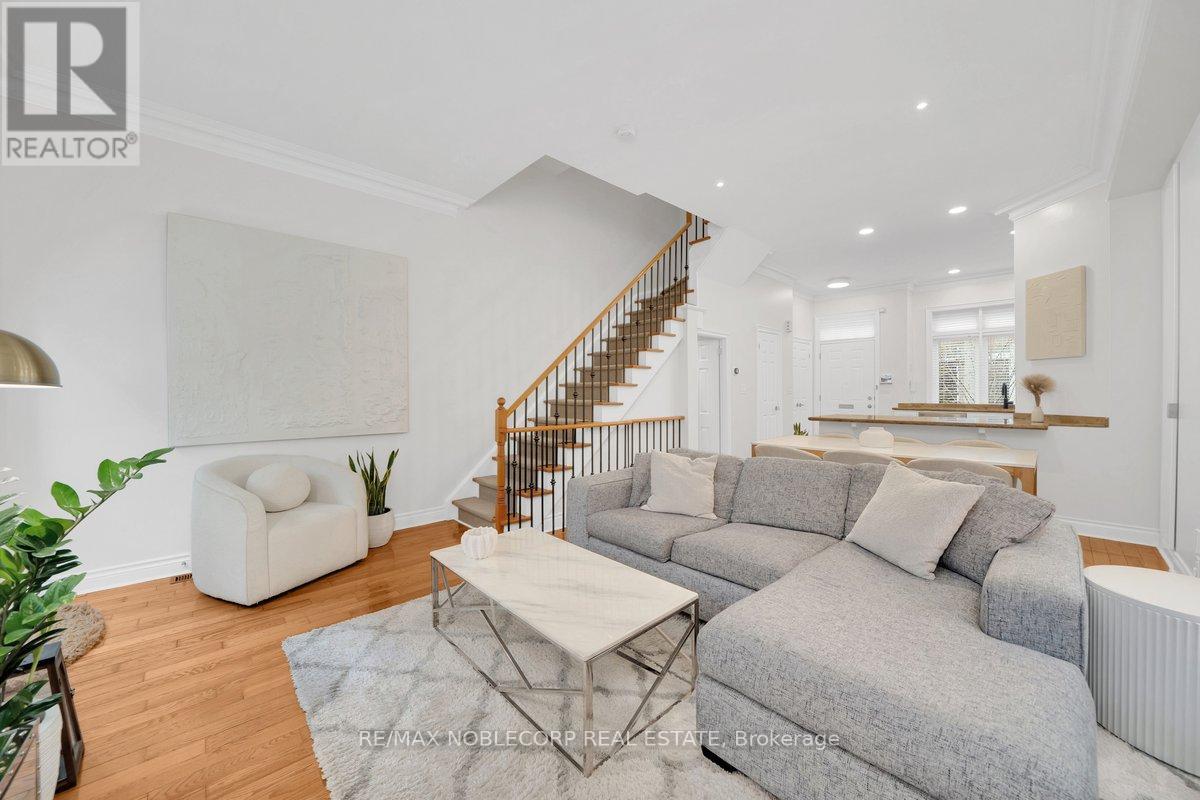 6 Luscombe Lane, Toronto, Ontario  M4Y 3B5 - Photo 22 - C13021398