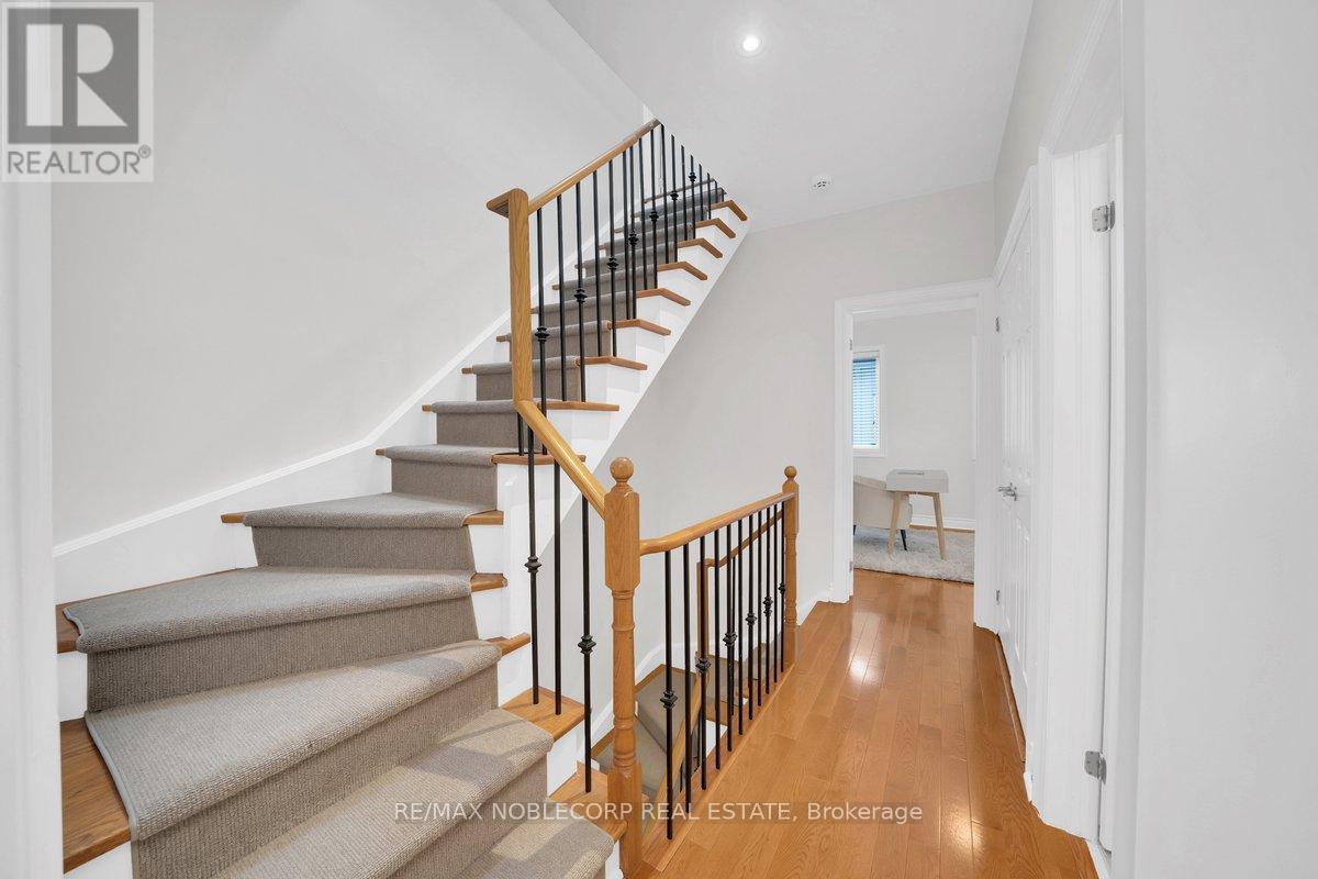 6 Luscombe Lane, Toronto, Ontario  M4Y 3B5 - Photo 28 - C13021398