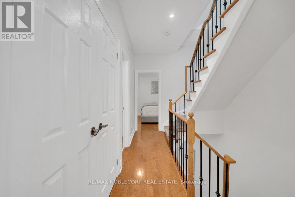 6 Luscombe Lane, Toronto, Ontario  M4Y 3B5 - Photo 29 - C13021398