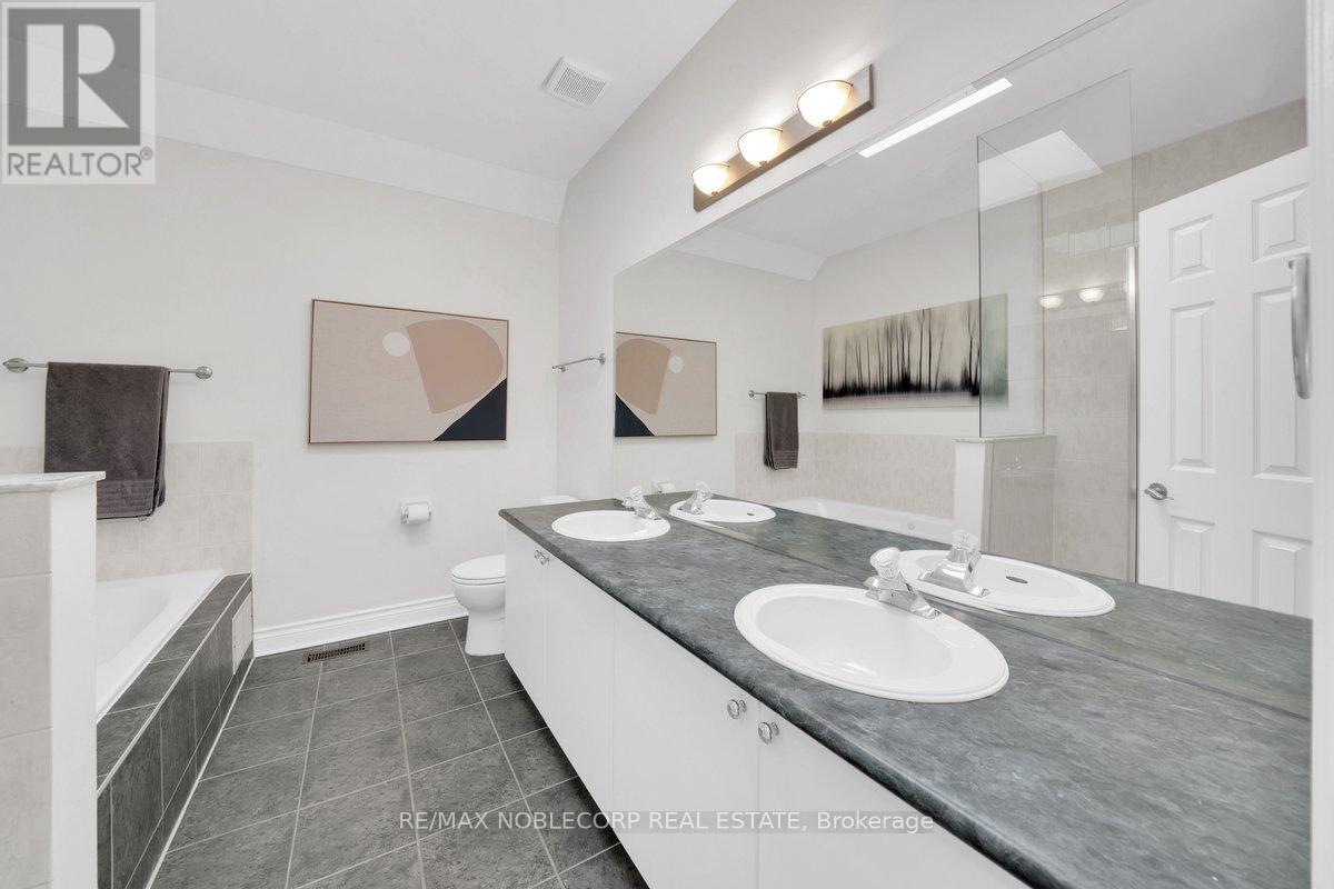 6 Luscombe Lane, Toronto, Ontario  M4Y 3B5 - Photo 41 - C13021398