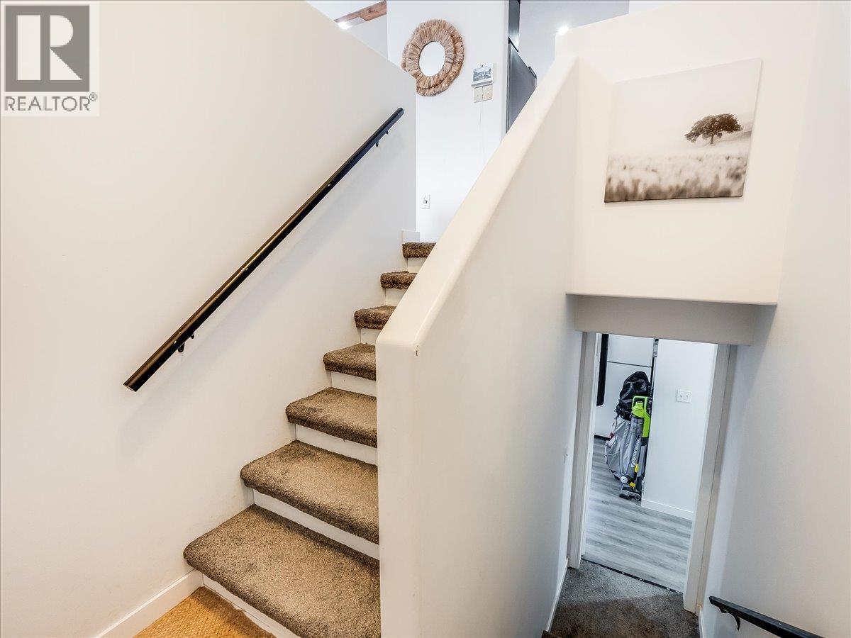 1359 Grosvenor Place, Castlegar, British Columbia  V1N 3X8 - Photo 29 - 10381970