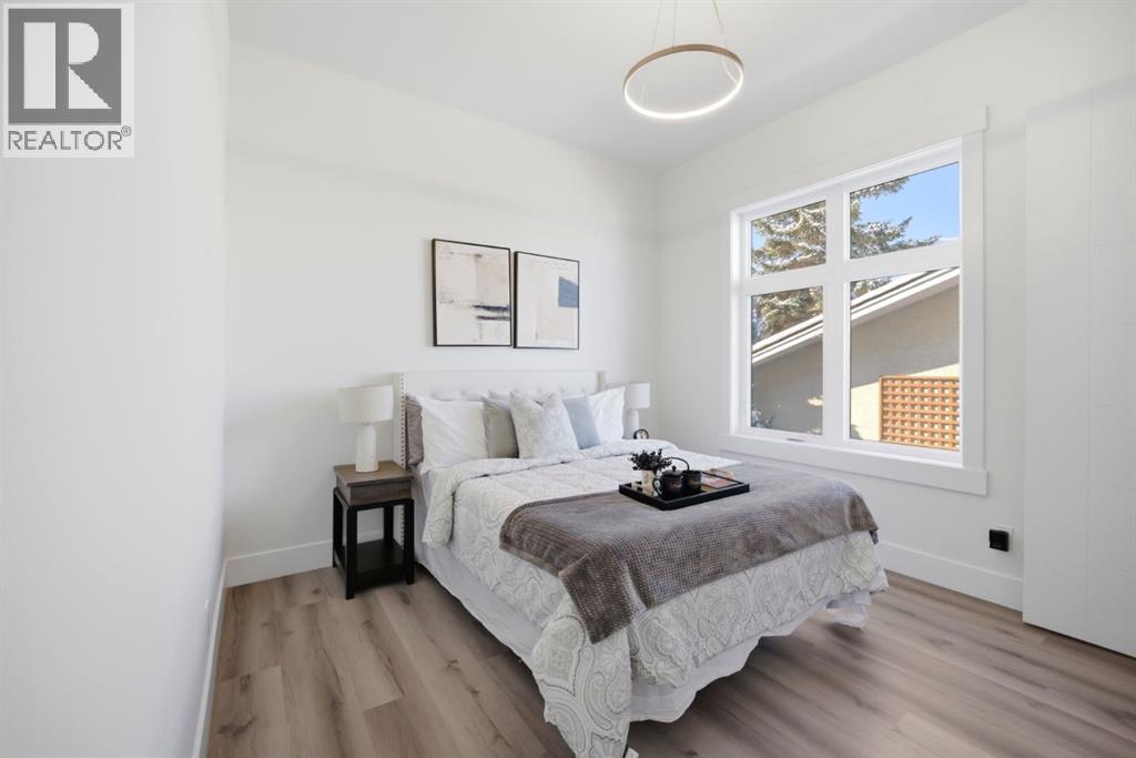 8518 & 8520 33 Avenue Nw, Calgary, Alberta  T3B 1M1 - Photo 18 - A2303226