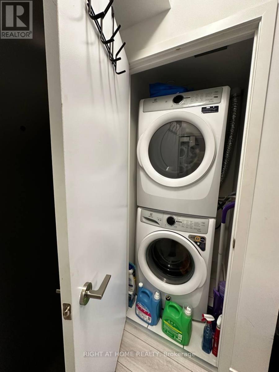 1802 - 2033 Kennedy Road, Toronto, Ontario  M1S 0L3 - Photo 14 - E13021218