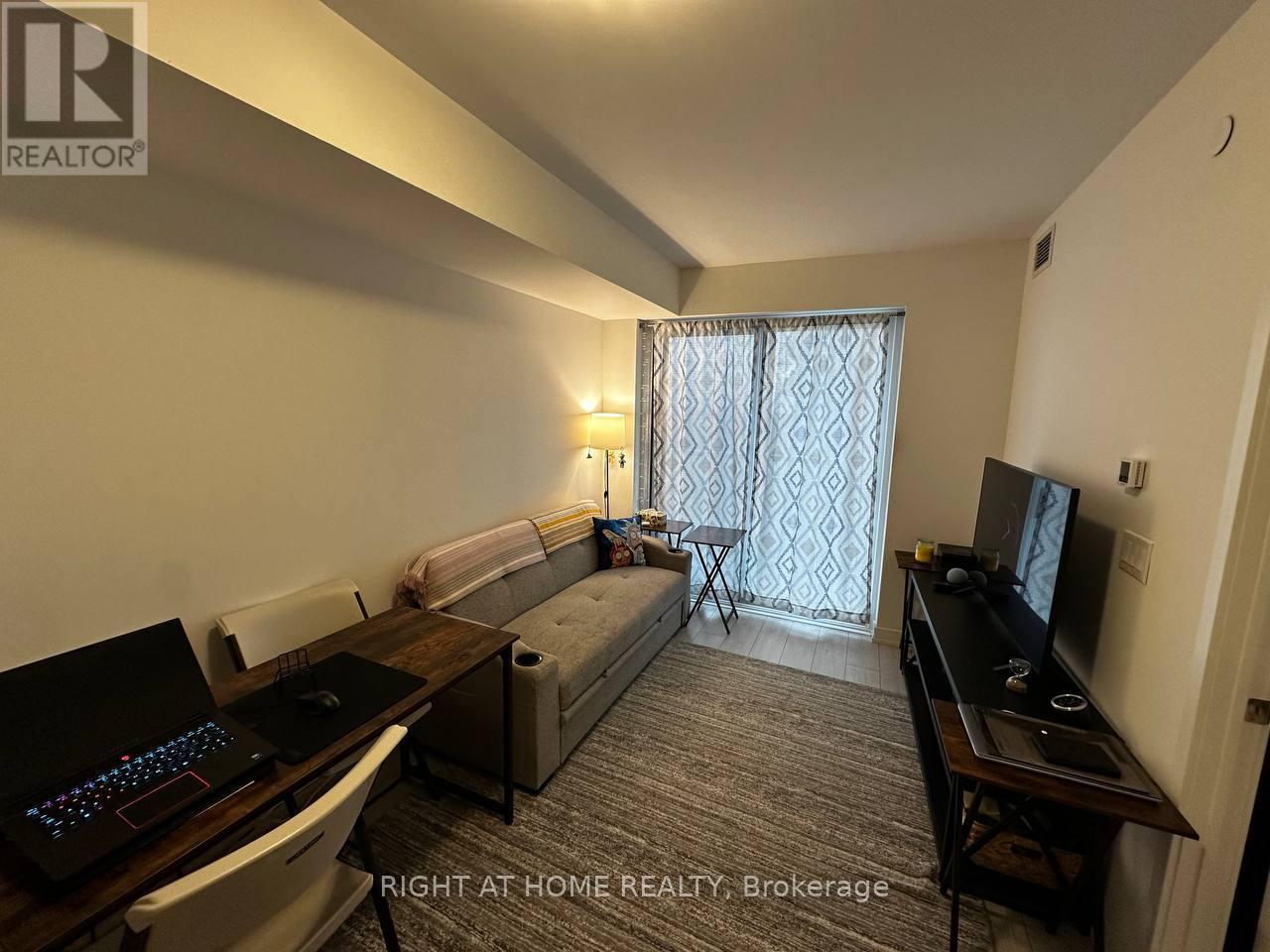 1802 - 2033 Kennedy Road, Toronto, Ontario  M1S 0L3 - Photo 4 - E13021218