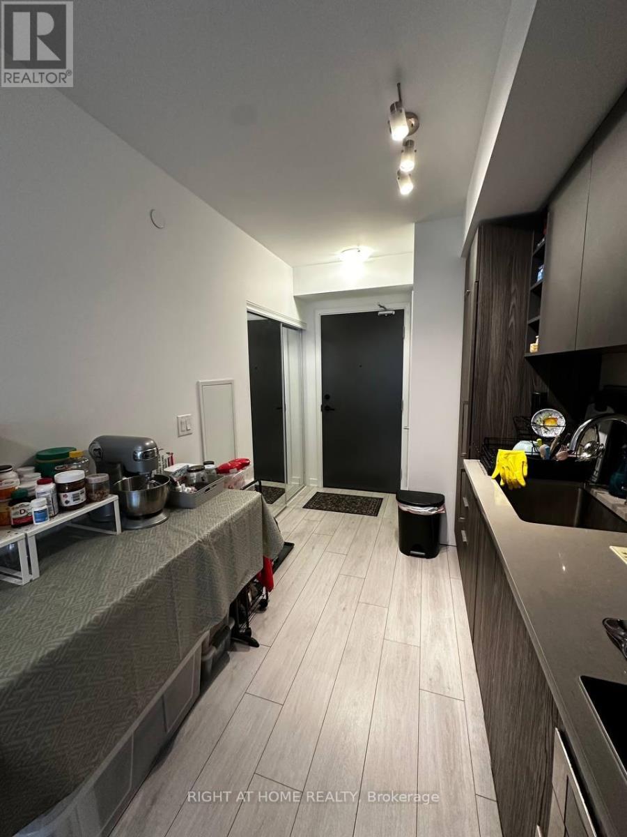 1802 - 2033 Kennedy Road, Toronto, Ontario  M1S 0L3 - Photo 9 - E13021218