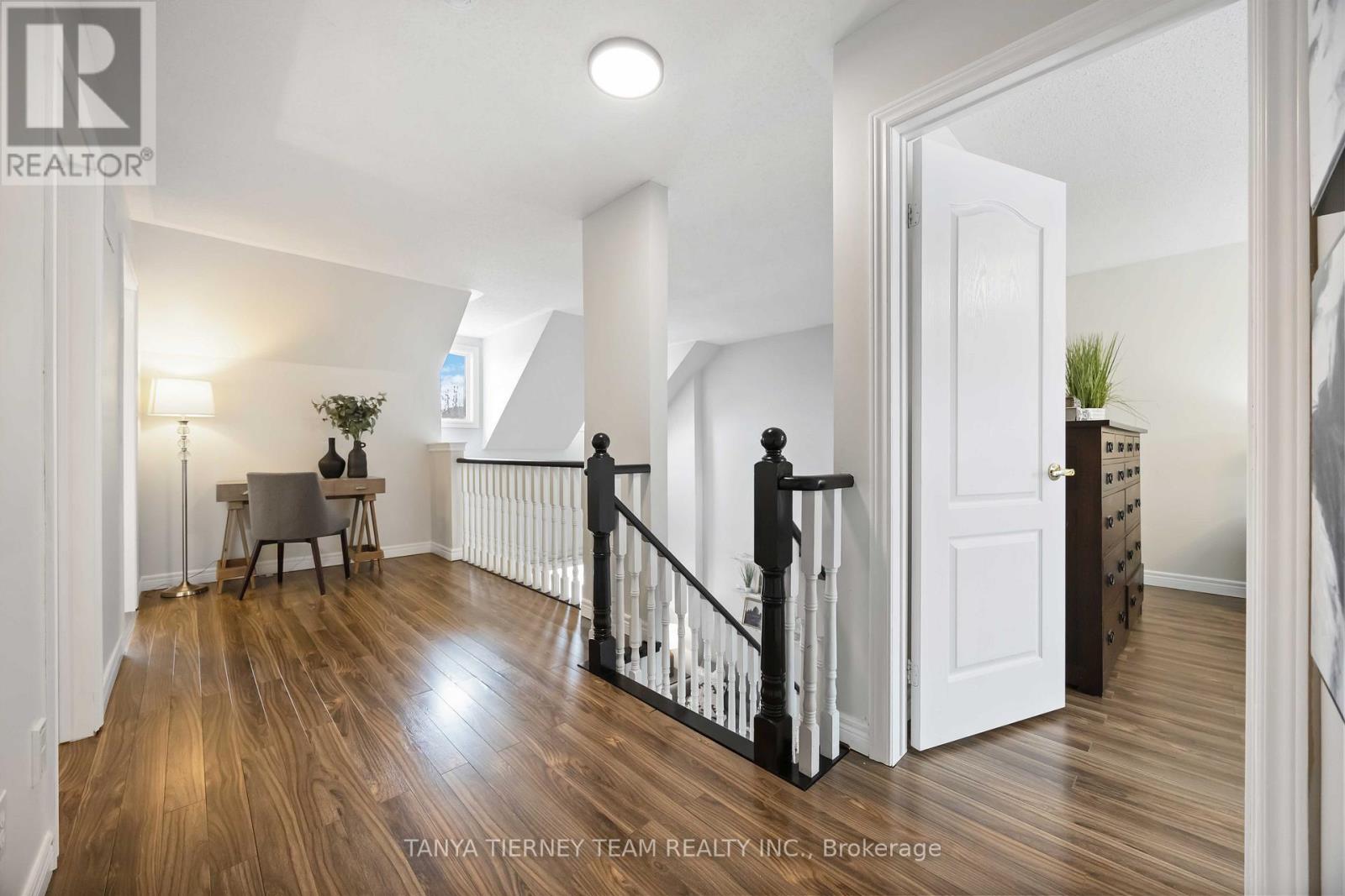 140 Vipond Road, Whitby, Ontario  L1M 1K9 - Photo 23 - E13021270