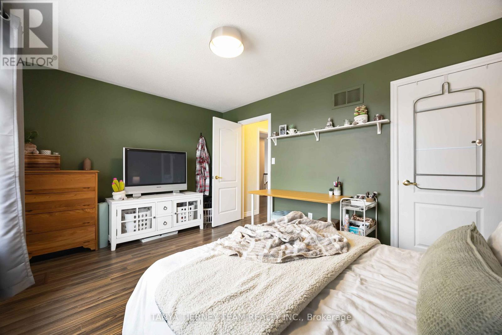 140 Vipond Road, Whitby, Ontario  L1M 1K9 - Photo 34 - E13021270