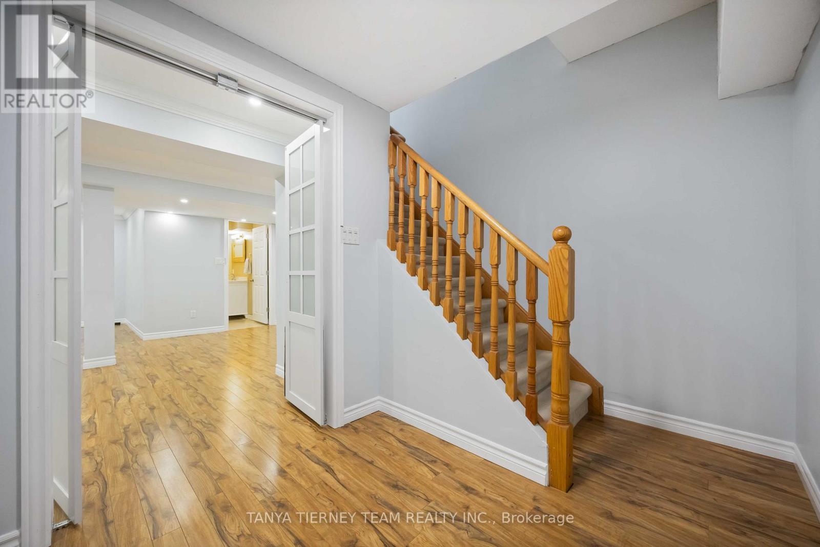 140 Vipond Road, Whitby, Ontario  L1M 1K9 - Photo 35 - E13021270