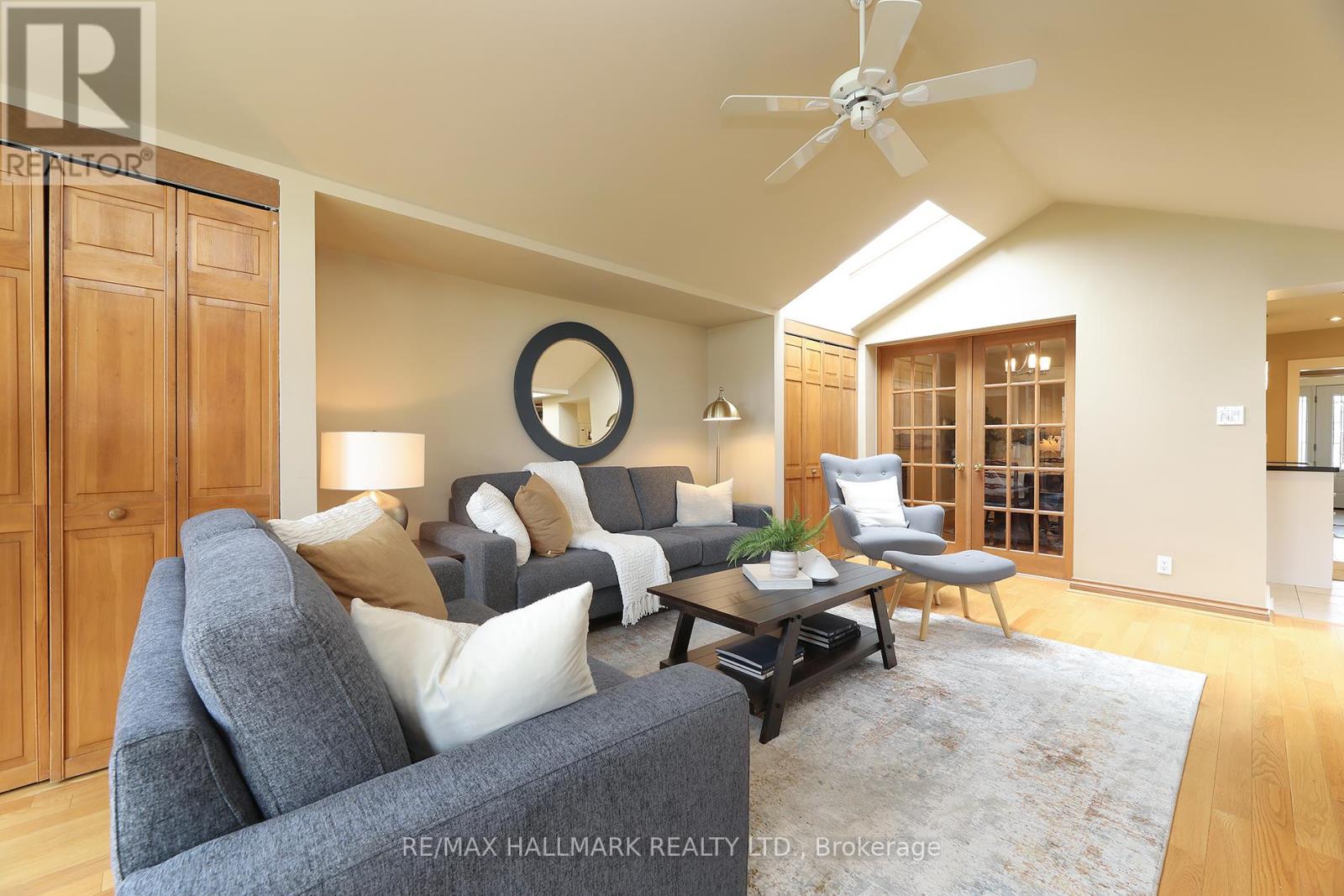 274 Wolverleigh Boulevard, Toronto, Ontario  M4C 1S4 - Photo 15 - E13021388