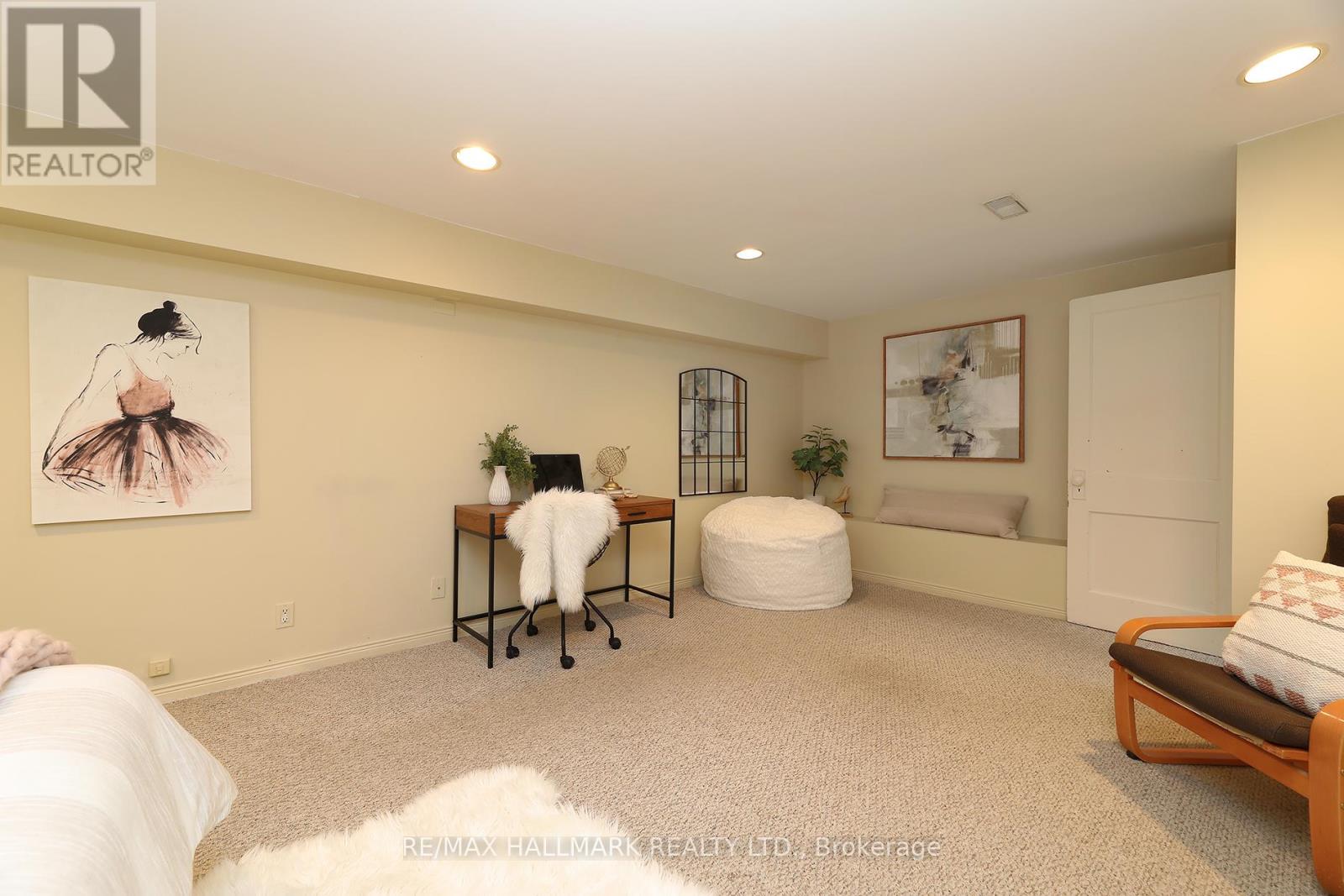 274 Wolverleigh Boulevard, Toronto, Ontario  M4C 1S4 - Photo 18 - E13021388