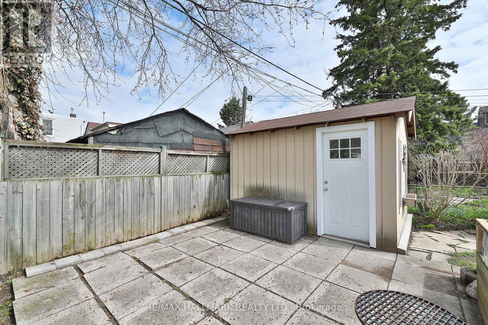 274 Wolverleigh Boulevard, Toronto, Ontario  M4C 1S4 - Photo 30 - E13021388