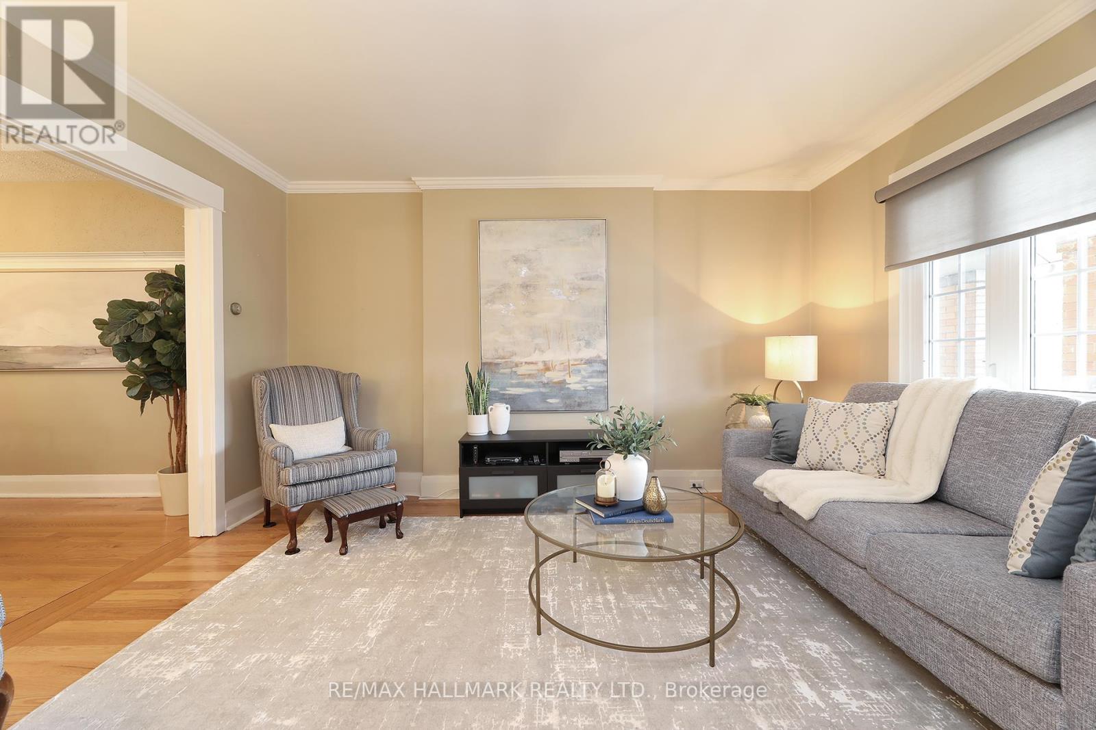 274 Wolverleigh Boulevard, Toronto, Ontario  M4C 1S4 - Photo 6 - E13021388