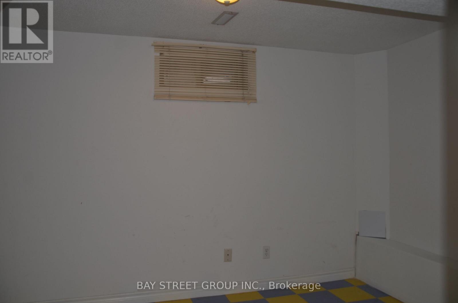 283 Port Royal Trail, Toronto, Ontario  M1V 2K5 - Photo 5 - E13021446