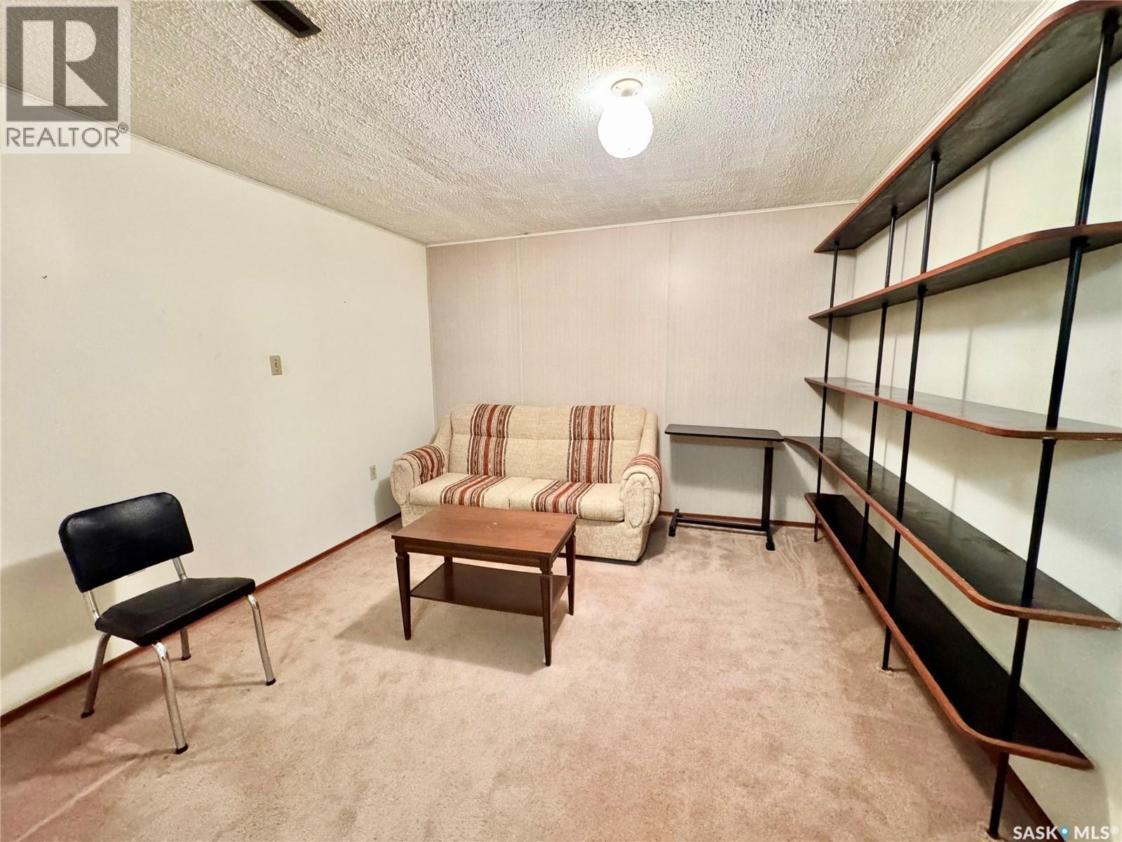 703 Agnew Street, Prince Albert, Saskatchewan  S6V 2P2 - Photo 18 - SK033431