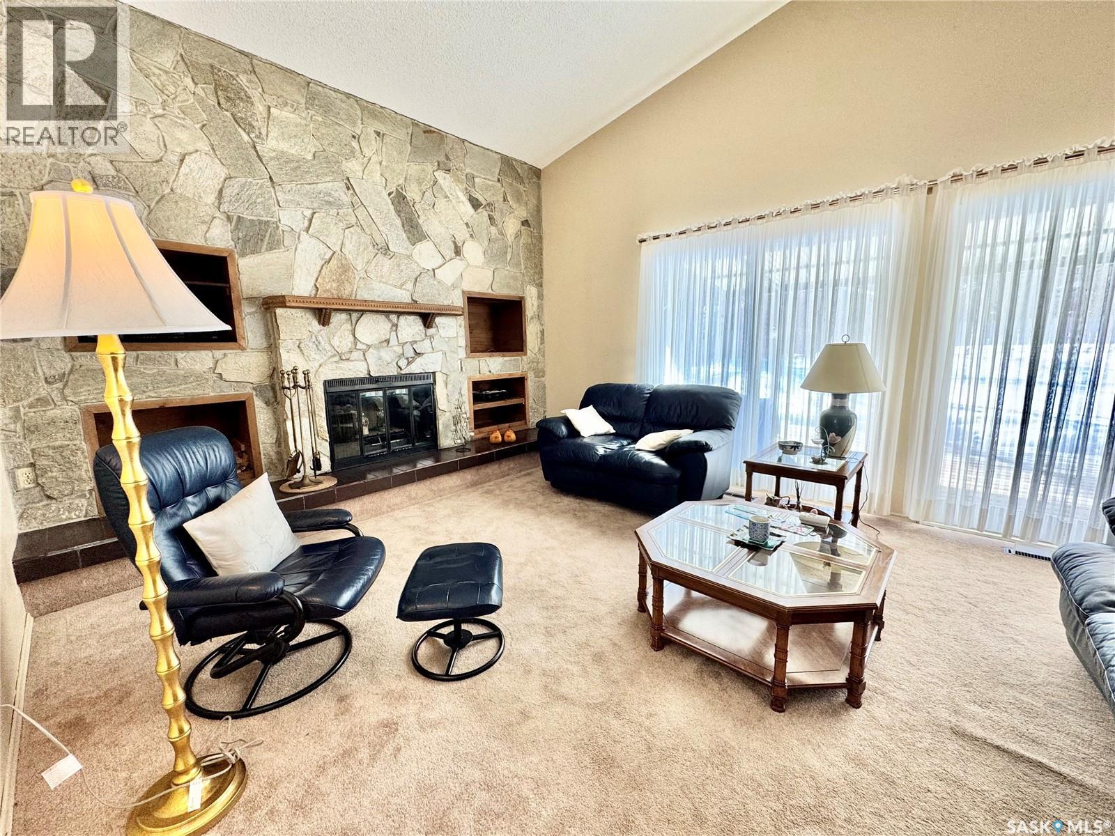 703 Agnew Street, Prince Albert, Saskatchewan  S6V 2P2 - Photo 7 - SK033431