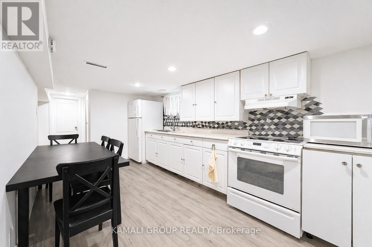 Bsmt - 46 Centre Street E, Richmond Hill, Ontario  L4C 1A4 - Photo 3 - N12802576