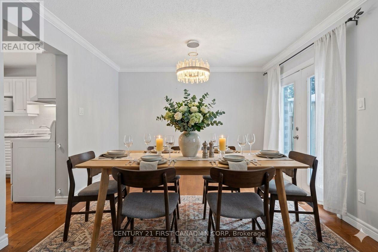 17 - 340 Ambleside Drive, London North, Ontario  N6G 4Y5 - Photo 3 - X12944552