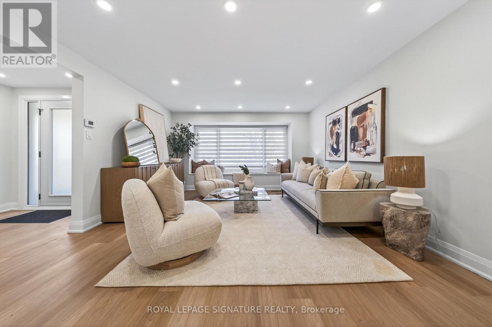 26 Carondale Crescent, Toronto, Ontario  M1W 2B1 - Photo 11 - E13019502