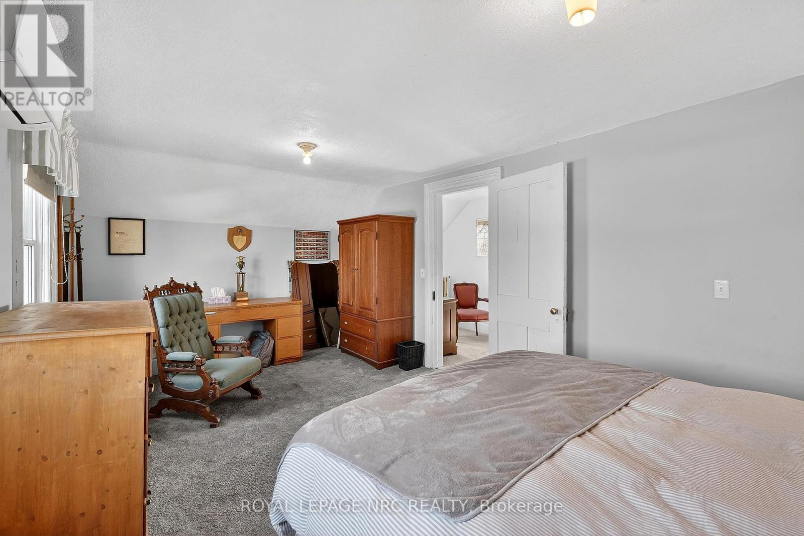 594 Niagara Stone Road, Niagara-On-The-Lake, Ontario  L0S 1J0 - Photo 38 - X12864070