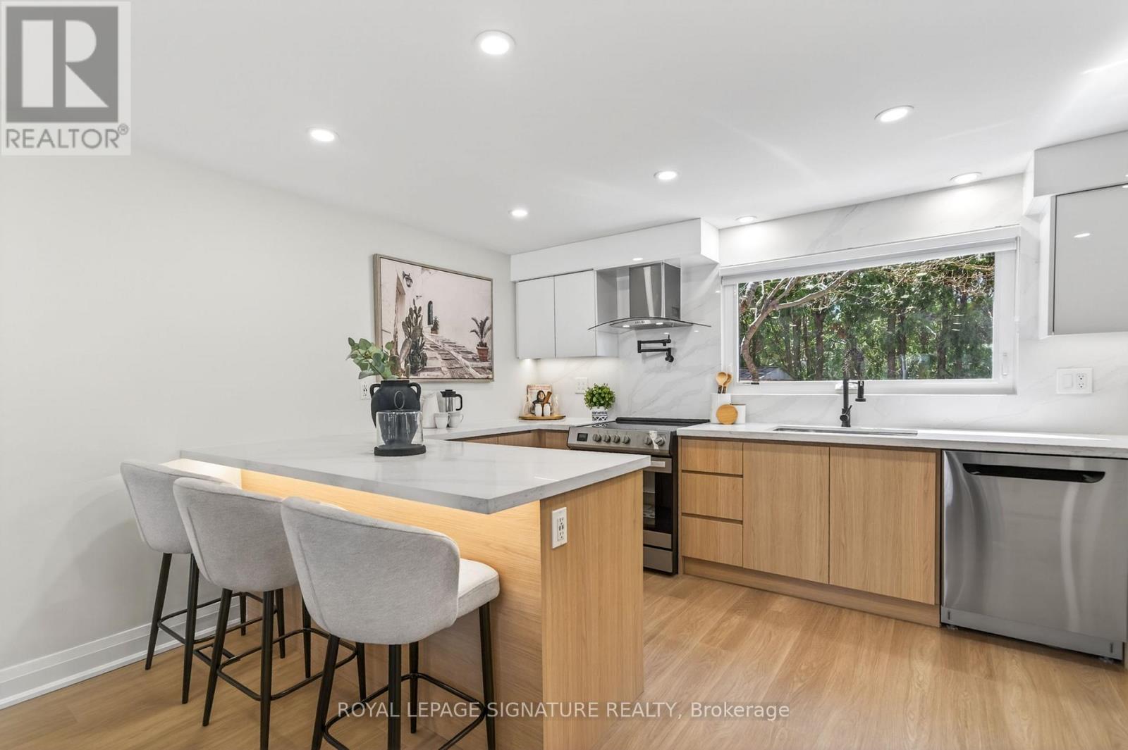 26 Carondale Crescent, Toronto, Ontario  M1W 2B1 - Photo 15 - E13019502