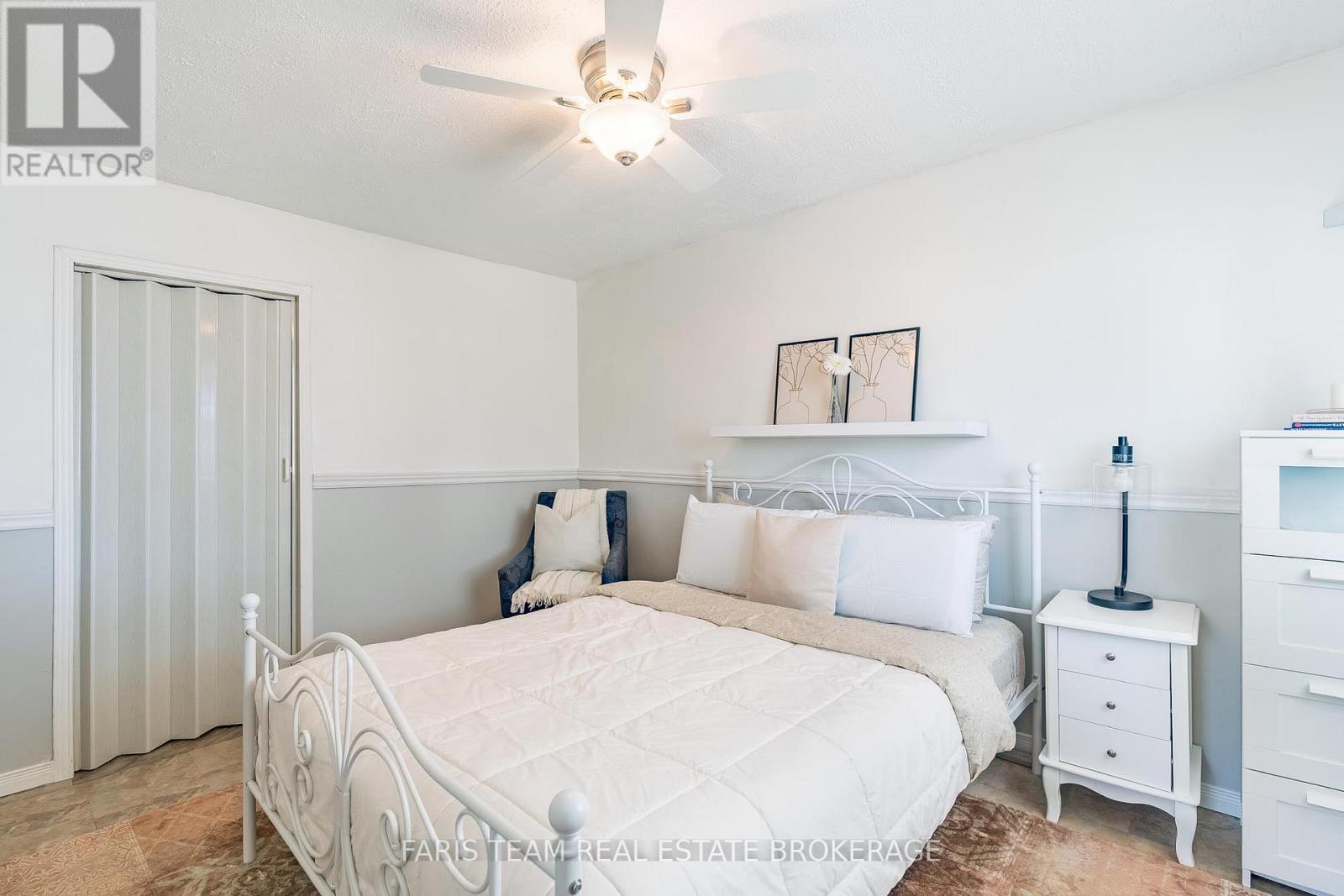 306 Ouida Street, Tay, Ontario  L0K 2C0 - Photo 14 - S13021234