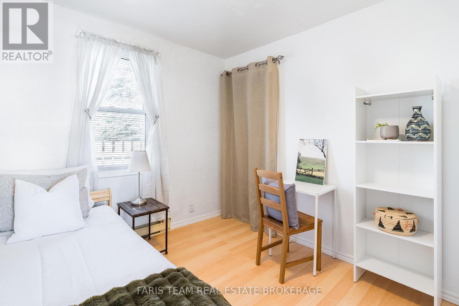 306 Ouida Street, Tay, Ontario  L0K 2C0 - Photo 15 - S13021234