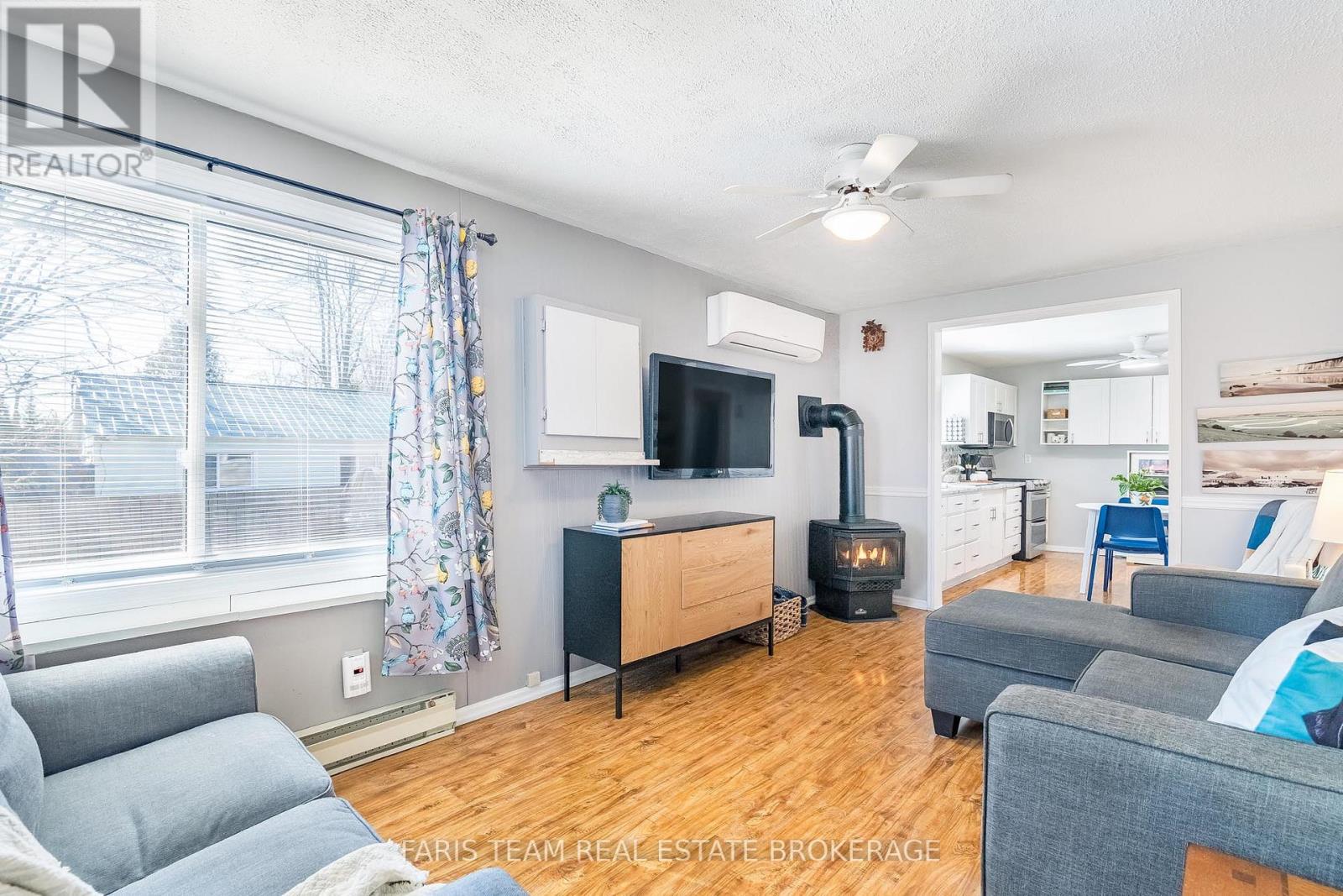 306 Ouida Street, Tay, Ontario  L0K 2C0 - Photo 9 - S13021234