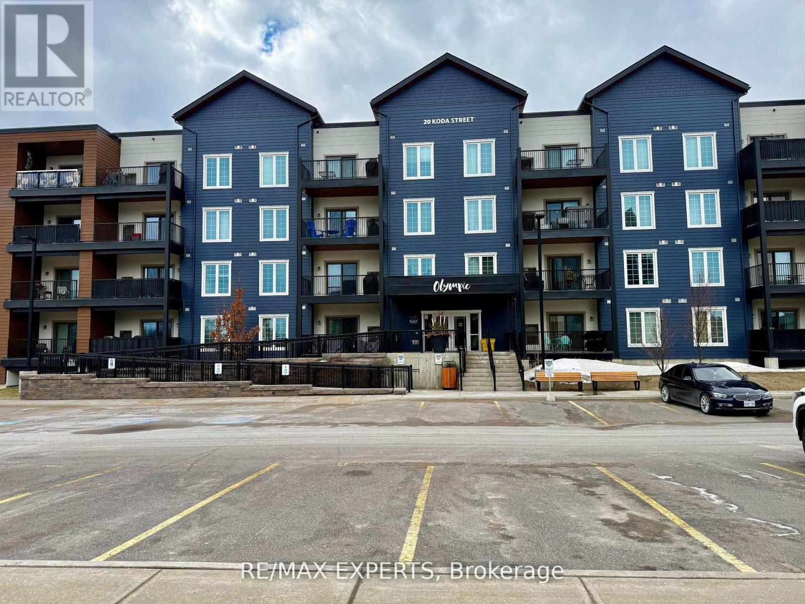 104 - 20 Koda Street, Barrie, Ontario  L9J 0J7 - Photo 2 - S13021276