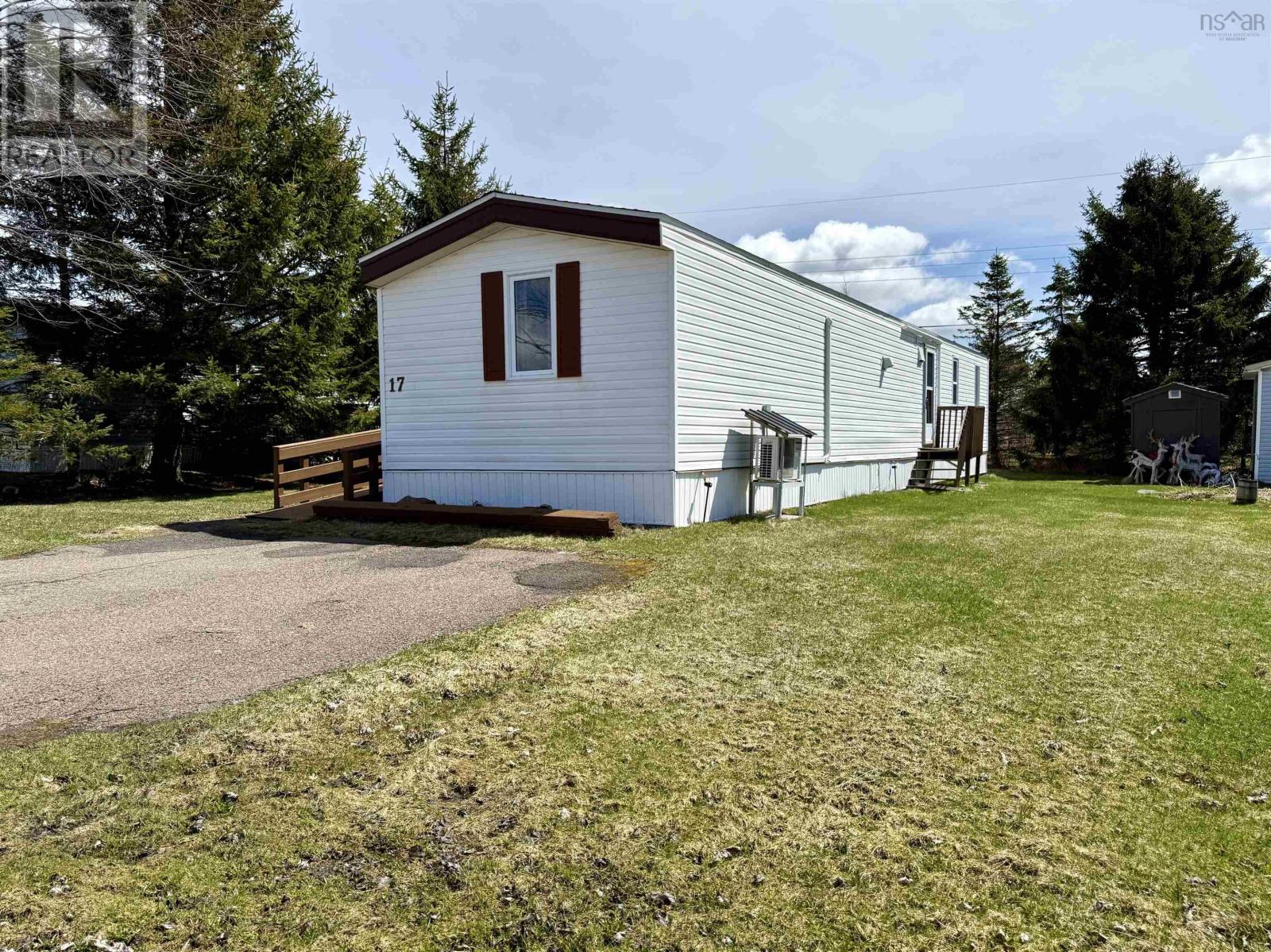 17 Brentwood Estates, Amherst, Nova Scotia  B4H 4G5 - Photo 2 - 202600279