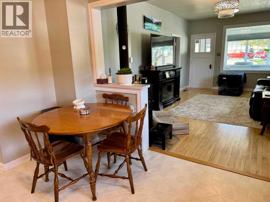 7918 23 Avenue, Coleman, Alberta  T0K 0M0 - Photo 9 - A2285504