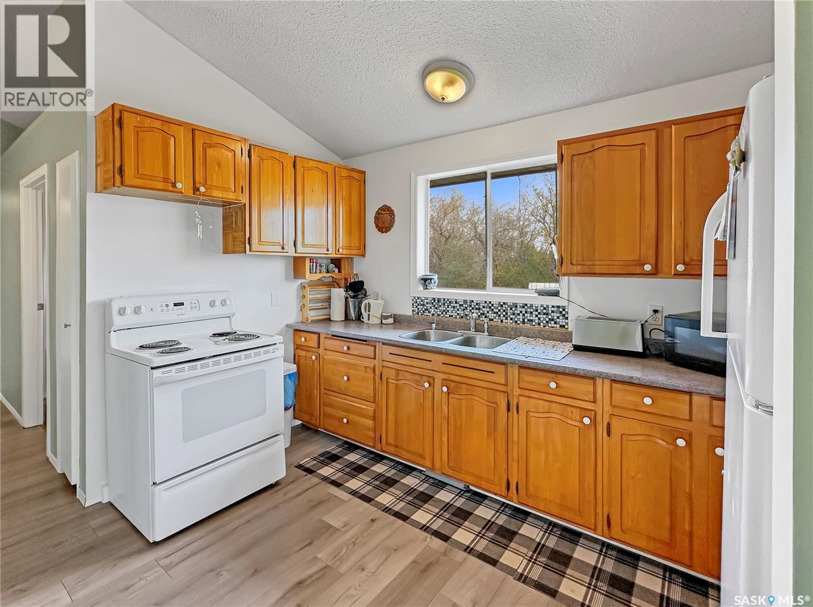 Racine Acreage, Abernethy Rm No. 186, Saskatchewan  S0G 0C0 - Photo 10 - SK027806